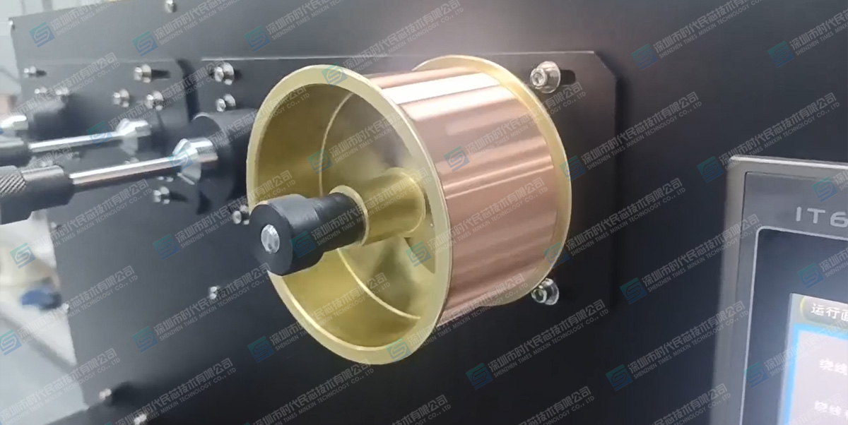 Non sliding wire drawing machine